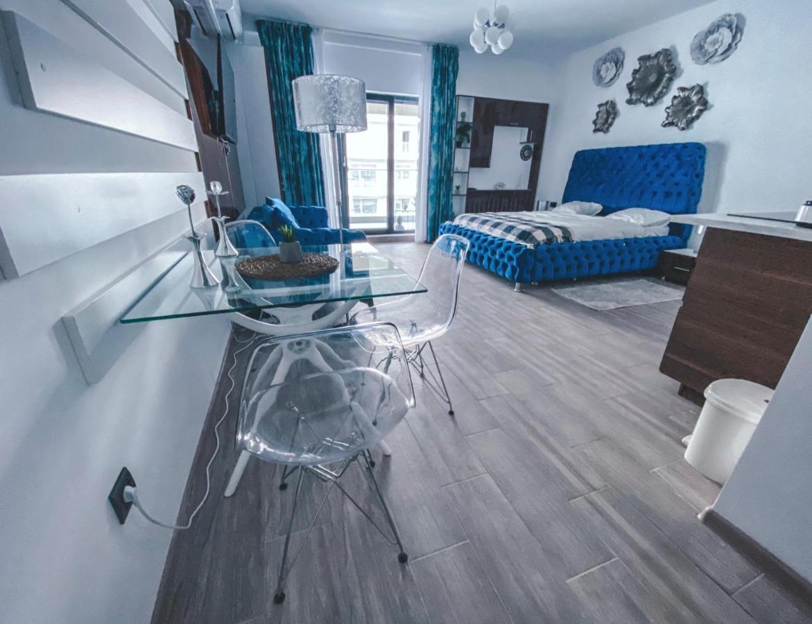 Luxury V Apartament